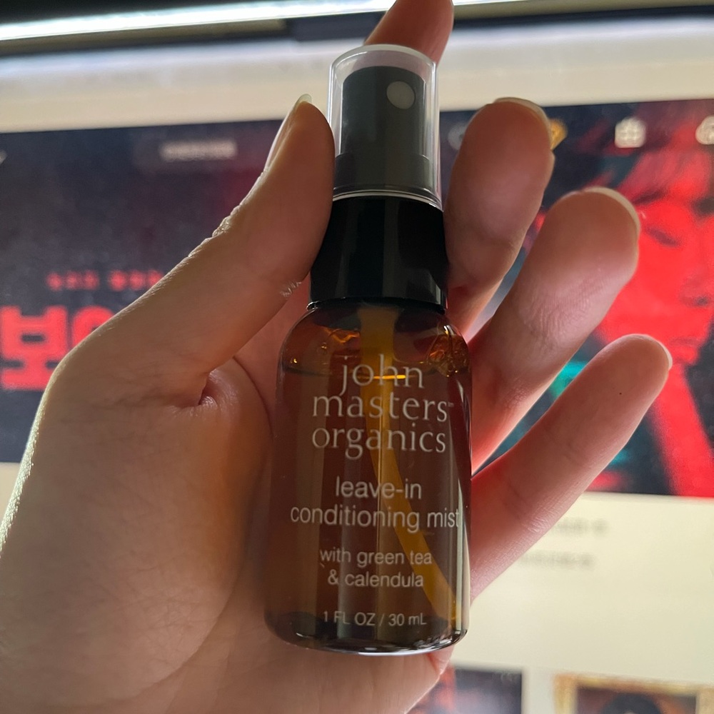 Conditioning mist for hair